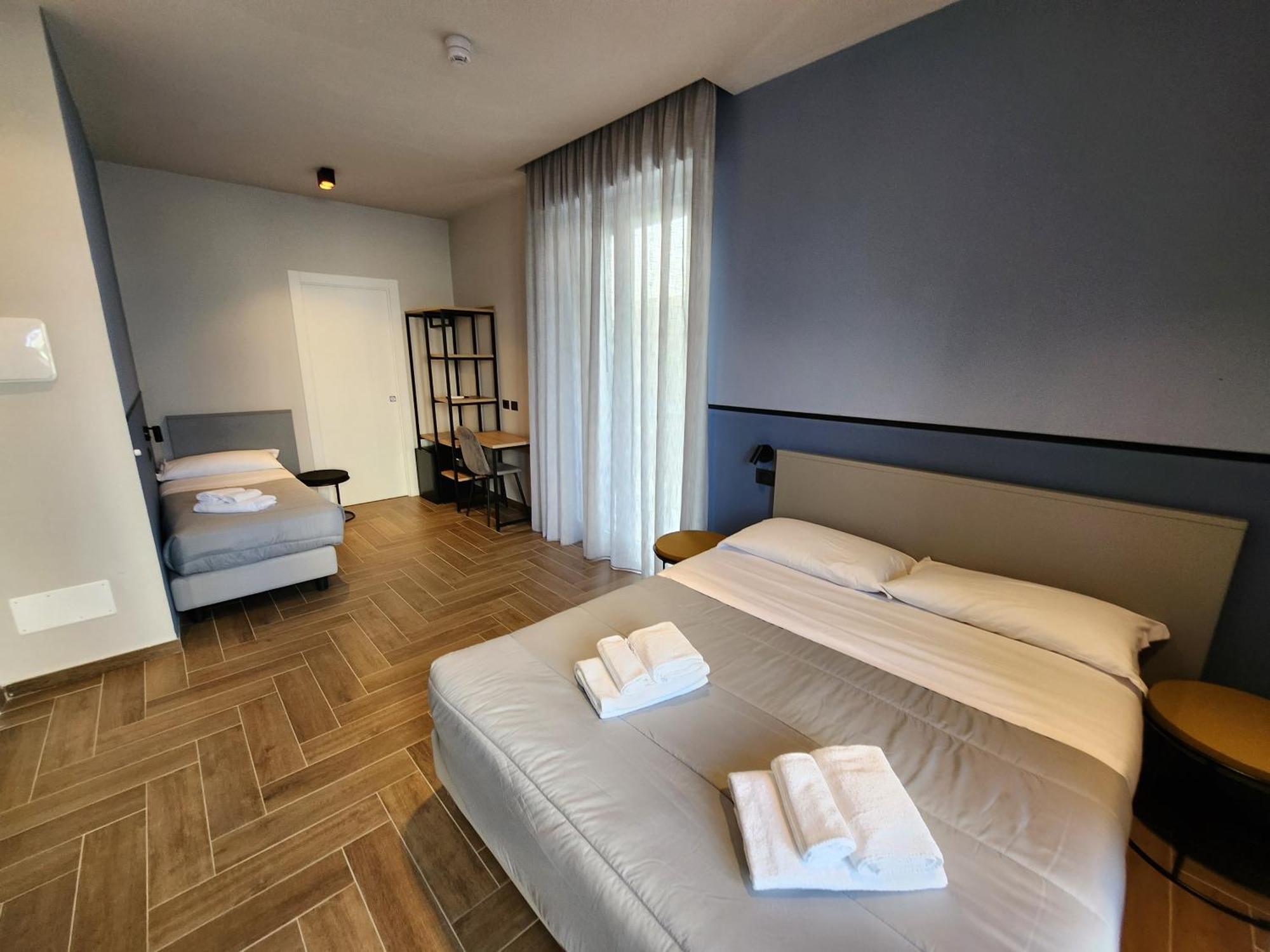Global Hotel Rimini Eksteriør billede